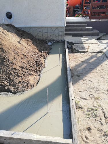 Opinii despre Apis Építő Kft în Délegyháza - Építőipari vállalkozás