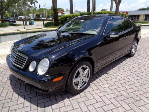 Used Car Dealer «Rolling Wheels Inc», reviews and photos, 125 E Sunrise Blvd, Fort Lauderdale, FL 33304, USA