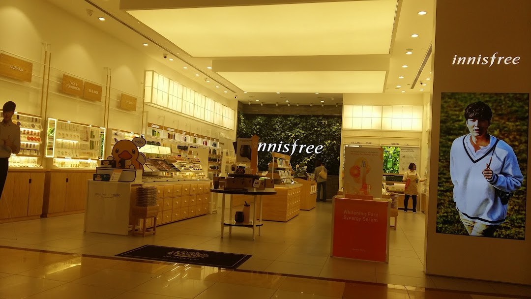 Innisfree aeon tebrau