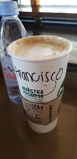 Starbucks Outlet León