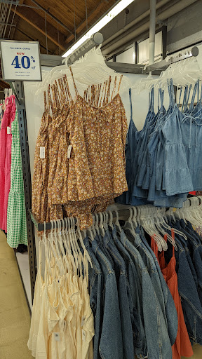Clothing Store «Old Navy», reviews and photos, 60 Wynnewood Rd, Wynnewood, PA 19096, USA