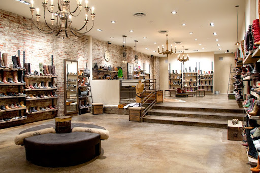 Shoe Store «DNA Footwear Williamsburg», reviews and photos, 133 N 7th St, Brooklyn, NY 11249, USA