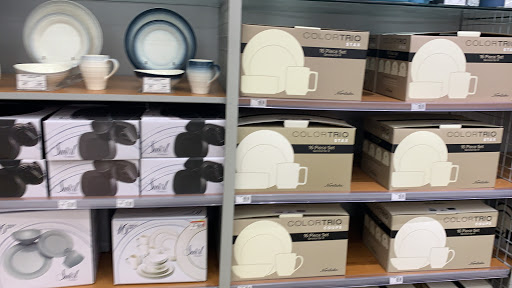 Department Store «Bed Bath & Beyond», reviews and photos, 141 Highlands Blvd Dr, Manchester, MO 63011, USA