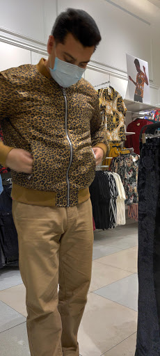 Clothing Store «F21 XXI», reviews and photos, 112 Plaza Dr, West Covina, CA 91790, USA