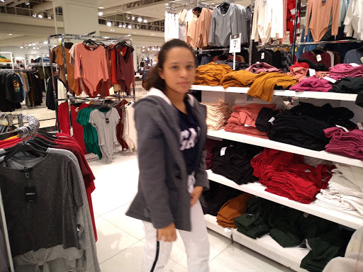 Shopping Mall «Sawgrass Mills», reviews and photos, 12801 W Sunrise Blvd, Sunrise, FL 33323, USA