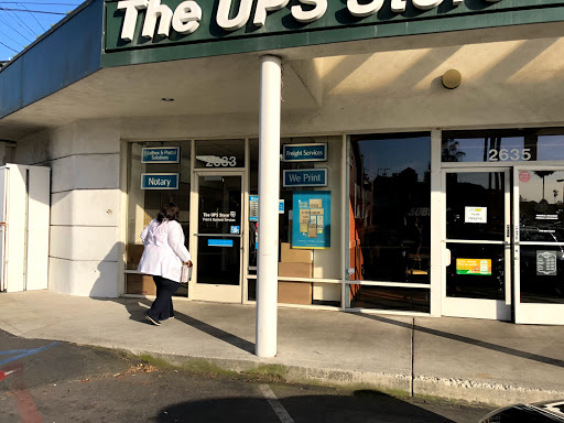 Shipping and Mailing Service «The UPS Store», reviews and photos, 2633 Lincoln Blvd, Santa Monica, CA 90405, USA
