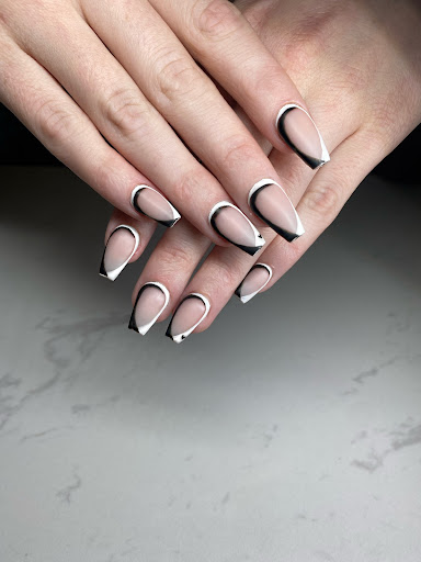 Beauty Salon «The Hills Salon & Spa», reviews and photos, 8912 E Pinnacle Peak Rd # 4, Scottsdale, AZ 85255, USA