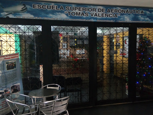 Escuela Superior de Aeronáutica Tomás Valencia