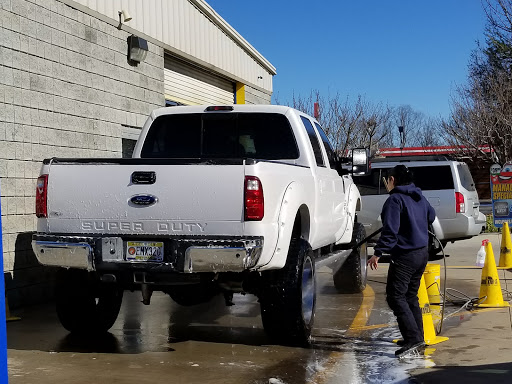 Car Wash «Diamond Auto Spa - Oakwood», reviews and photos, 3638 Wallis Rd, Flowery Branch, GA 30542, USA
