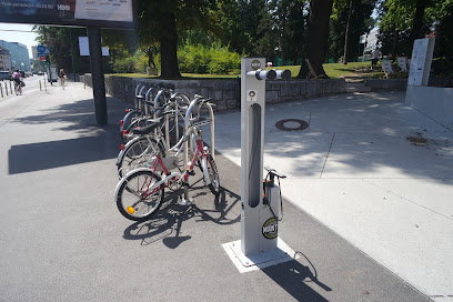 Servisno stojalo za kolesa (bicycle repair stand)