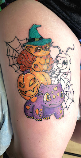 Explore daughter mother tattoo ideas, creative tattoo ideas in Houston, available at 333 Tattoo Studio HTX
