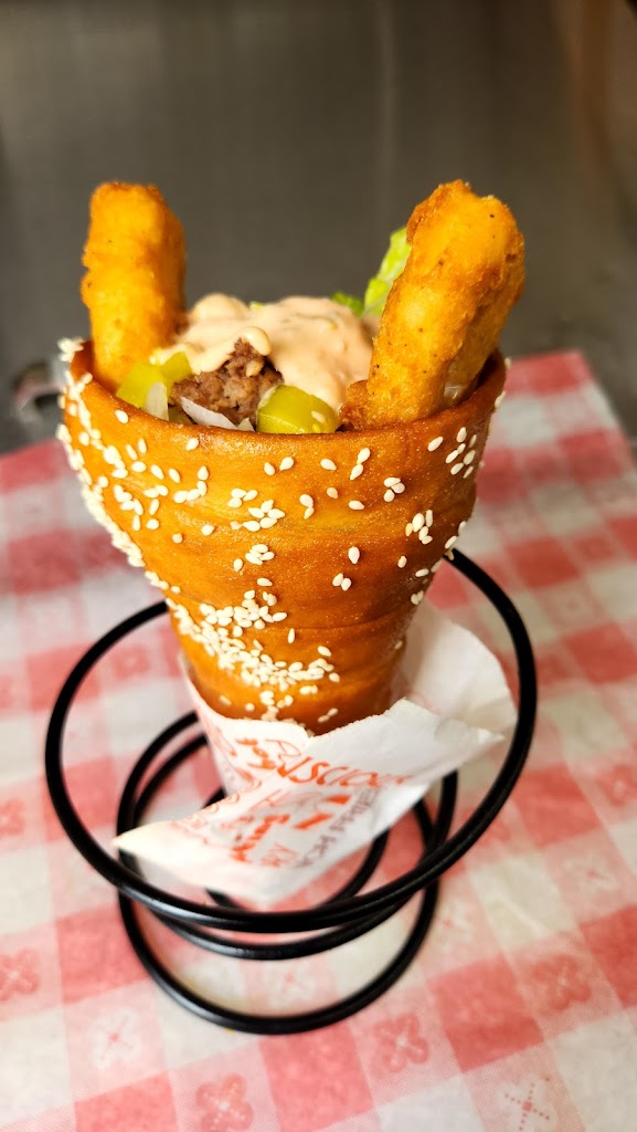 The Rolling Cones Foodtruck 06770