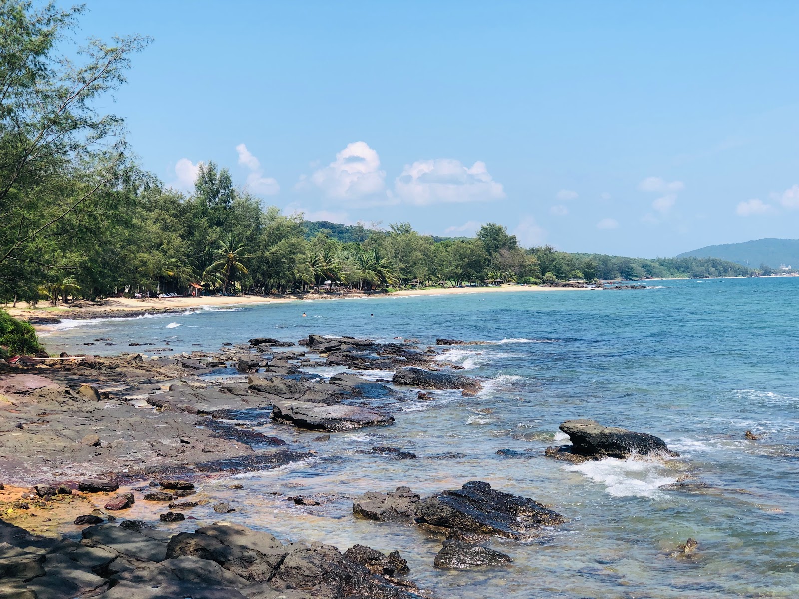 Foto de Ong Lang beach com praia espaçosa