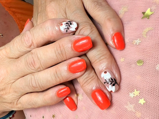 Maribel Salguero centro de estética y uñas