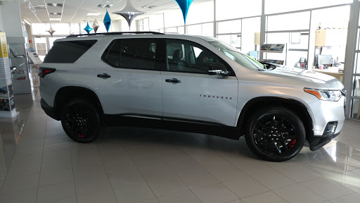 Car Dealer «Vic Canever Chevrolet», reviews and photos, 3000 Owen Rd, Fenton, MI 48430, USA