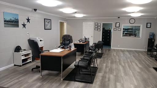 Used Car Dealer «Right Price Auto Sales, Inc.», reviews and photos, 5223 NW Broad St, Murfreesboro, TN 37129, USA