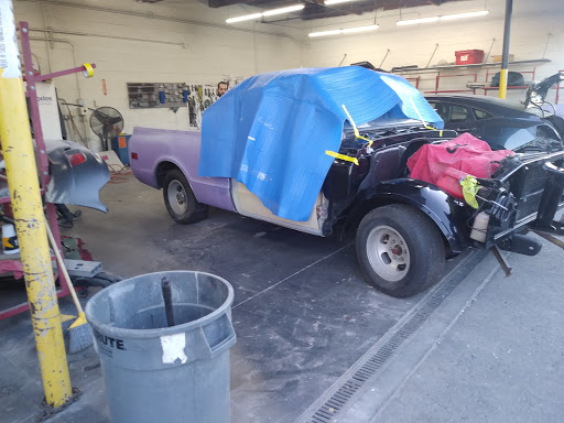 Auto Body Shop «Caliber Collision», reviews and photos, 5 Auto Center Dr, Tustin, CA 92782, USA