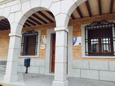 Biblioteca Pública Municipal de Cuerva. Pl. José Antonio, 0, 45126 Cuerva, Toledo, España