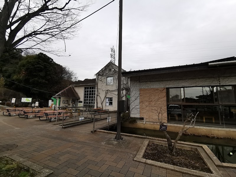 東高根遺跡の展示コーナー