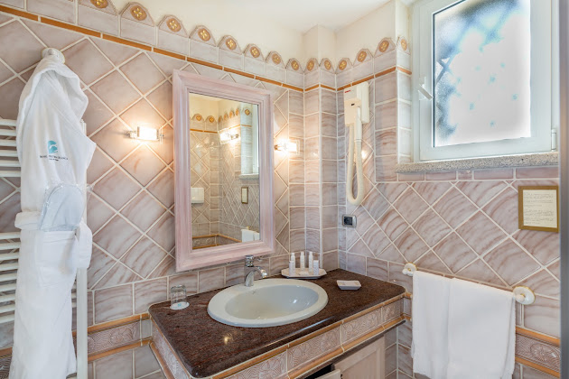 Photos du propriétaire hôtels Hotel Petra Bianca 07021 Cala di Volpe