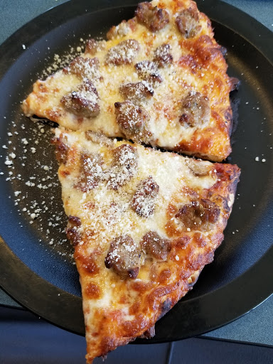 Pizza Restaurant «Round Table Pizza», reviews and photos, 5085 Business Center Dr Suite 102, Fairfield, CA 94533, USA