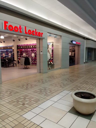 Shopping Mall «Eastland Mall», reviews and photos, 2740 Eastland 2 B, Columbus, OH 43232, USA