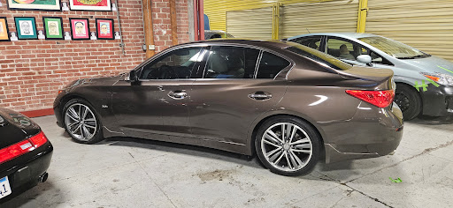 Uptown Body & Fender - Auto Body Shop and Collision Repair in Oakland image