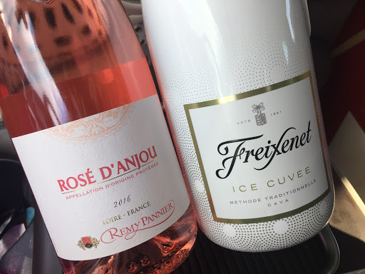 Liquor Store «Fine Wine & Good Spirits», reviews and photos, 350 Scarlet Rd, Kennett Square, PA 19348, USA