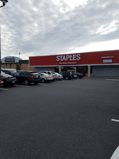 Office Supply Store «Staples», reviews and photos, 2138 W Union Blvd, Bethlehem, PA 18018, USA
