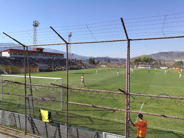 Estadio Municipal de San Felipe - Campo de fútbol