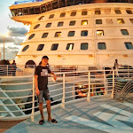 Review WORLD CRUISE ACADEMY