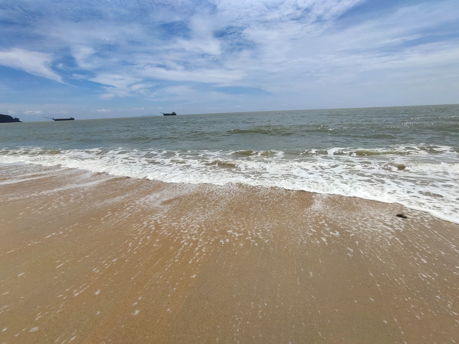 Zdjęcie Teluk Lipat Beach i osada