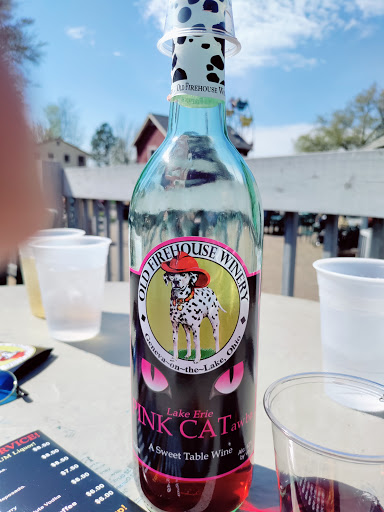 Winery «Old Firehouse Winery», reviews and photos, 5499 Lake Rd E, Geneva, OH 44041, USA