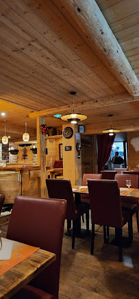 Atmosphère du Restaurant de hamburgers Bagus Café à Tignes - n°3
