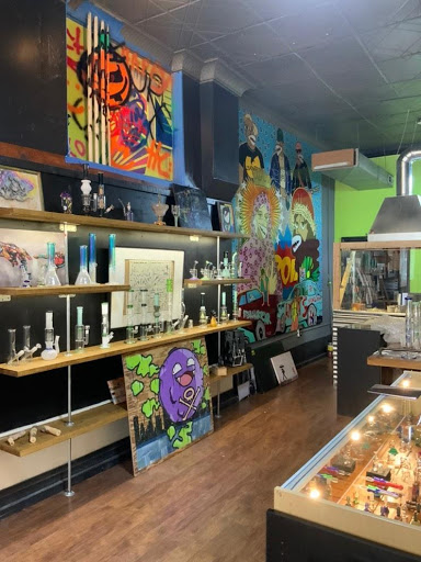Tobacco Shop «Glassworx Smoke & Vape», reviews and photos, 1321 E Carson St, Pittsburgh, PA 15203, USA