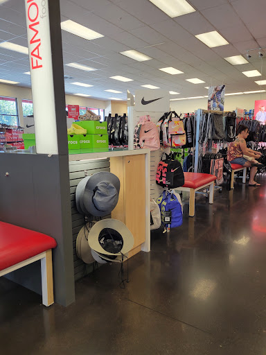 Shoe Store «Famous Footwear», reviews and photos, 2810 W Monte Vista Ave, Turlock, CA 95380, USA