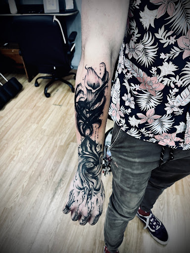 Explore live love laugh tattoo ideas, creative tattoo ideas in Moberly, available at Blackheart Collective