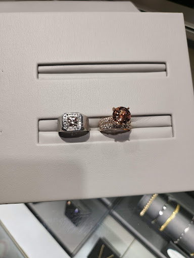 Jeweler «Shane Co.», reviews and photos, 9643 Olive Blvd, Olivette, MO 63132, USA