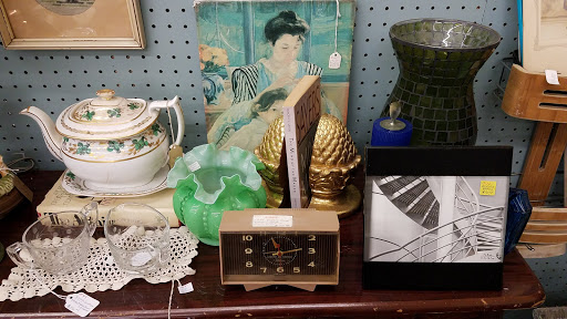 Antique Store «Craftiques Mall - NW Military», reviews and photos, 2375 NW Military Hwy, San Antonio, TX 78231, USA