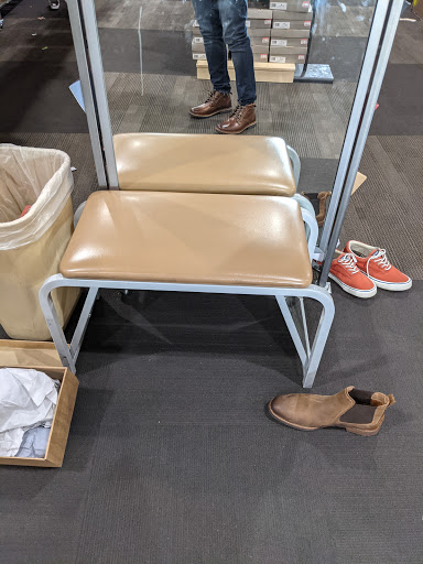 Shoe Store «DSW Designer Shoe Warehouse», reviews and photos, 10515 N Mopac Expy, Austin, TX 78759, USA