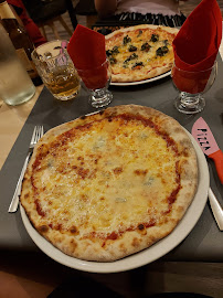 Pizza du Restaurant italien Il Gusto Italiano à Le Grau-du-Roi - n°11