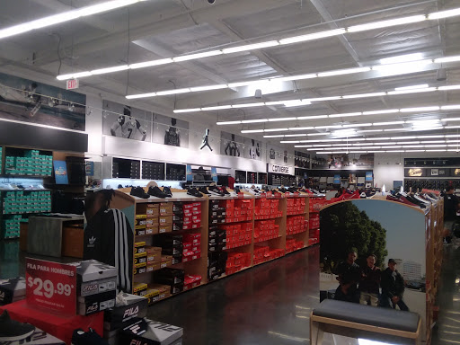 Shoe Store «WSS», reviews and photos, 7900 Sepulveda Blvd, Van Nuys, CA 91405, USA