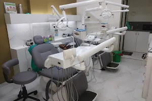 Sabka dentist - New Ranip (Ahmedabad) image