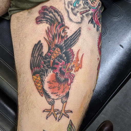 Tattoo Shop «Cloak and Dagger Tattoo», reviews and photos, 641 N Riverside Dr, Clarksville, TN 37040, USA