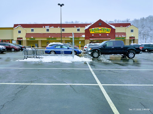 Shopping Mall «Southland Four Seasons Shopping Center», reviews and photos, 600 Clairton Blvd, Pittsburgh, PA 15236, USA