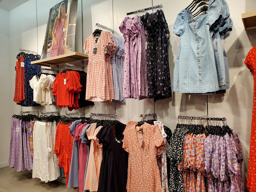 Clothing Store «Forever 21», reviews and photos, 10300 Little Patuxent Pkwy #1780, Columbia, MD 21044, USA