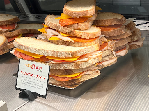 Grocery Store «D & W Fresh Market», reviews and photos, 1814 Breton Rd SE, Grand Rapids, MI 49506, USA