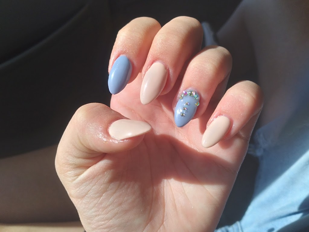 Tipsy Nails Des Moines, IA 50309 Services and Reviews