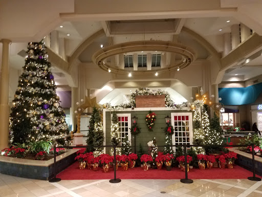 Shopping Mall «Laguna Hills Mall», reviews and photos, 24155 Laguna Hills Mall, Laguna Hills, CA 92653, USA