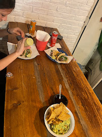 Plats et boissons du Restaurant mexicain El Nopal Taqueria à Paris - n°5